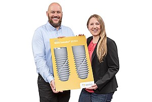 Michaela Busch (r.) und Torsten Bias (l.) sind die neuen Gesichter bei LiVE von BEGO Implant Systems in Bremen